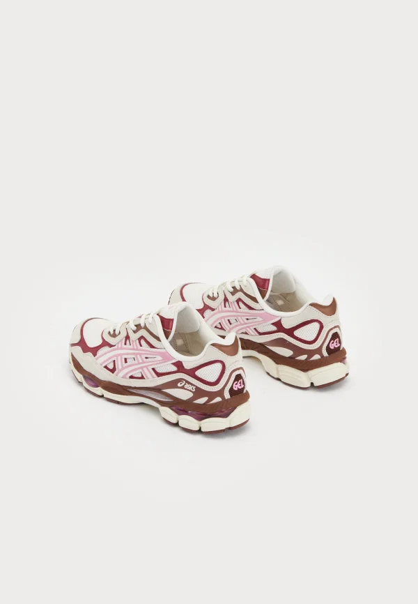 Asics Gel-NYC Dark Pink - Image 4