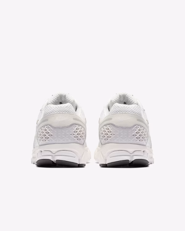 Nike Zoom Vomero 5 All White - Image 2