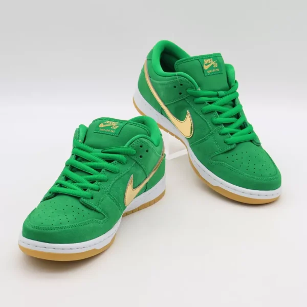 Nike SB Dunk Low Pro St. Patrick's Day - Image 2
