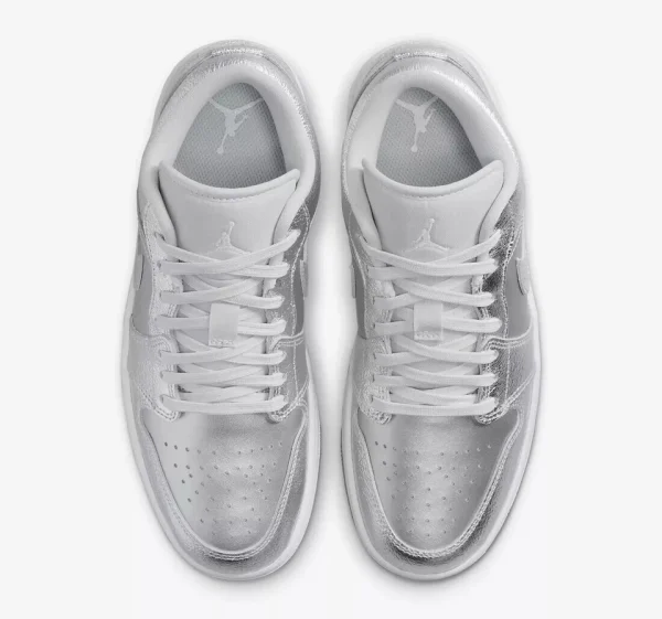 Air Jordan 1 Low SE metallic silver - Image 4