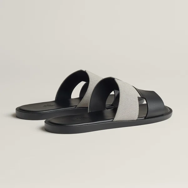 Hermes Izmir Sandal Prunoir-Noir - Image 3