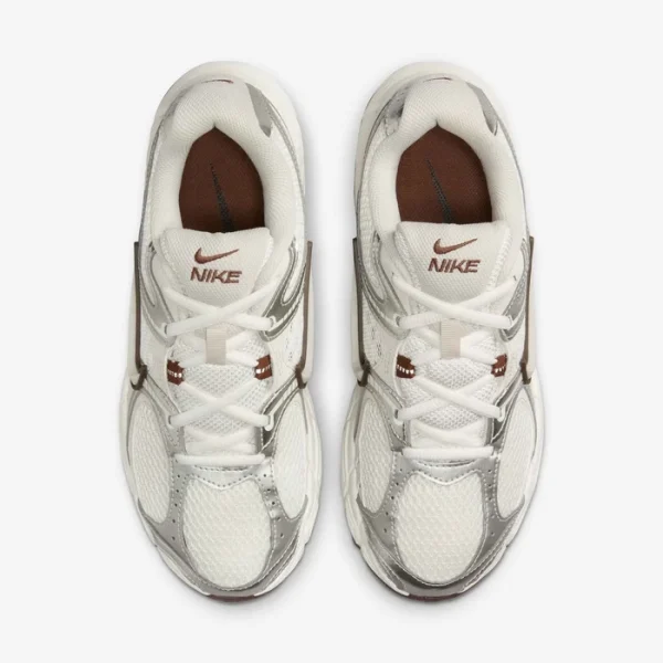 Nike V5 RNR Parachute Beige Metallic Pewter - Image 6