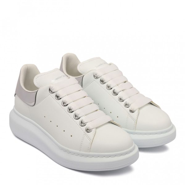 Alexander McQueen White and Silver Oversized - Image 4