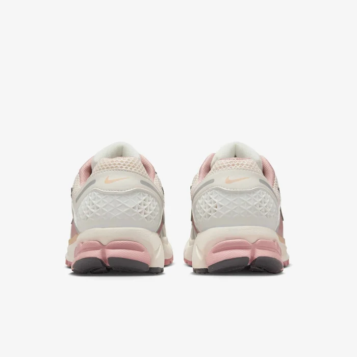 Nike Zoom Vomero 5 Particle Pink - Image 3